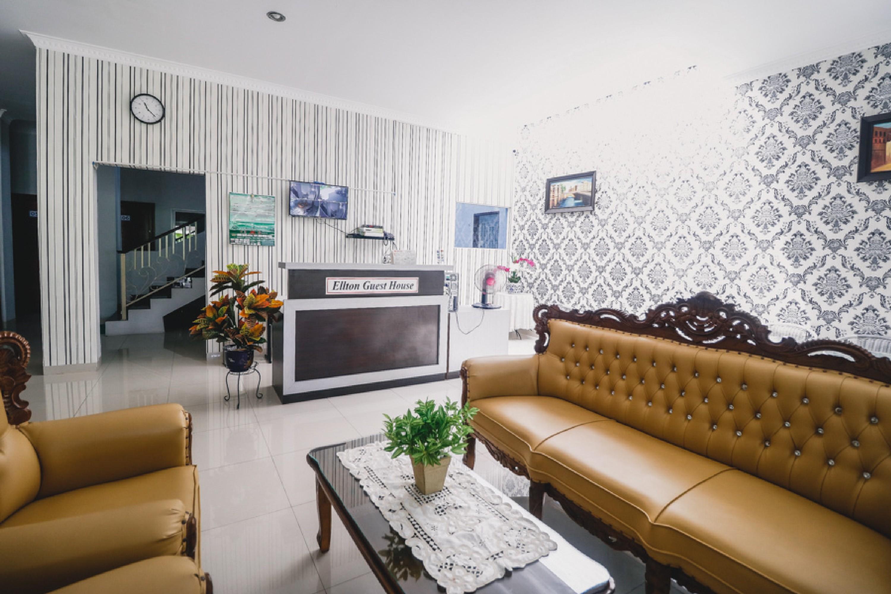 Reddoorz Near Hermes Place Polonia Medan Exterior photo